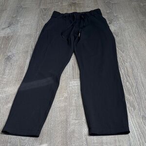 Lululemon Women's On the Fly 7/8 Pant Black W5BPNS size 4